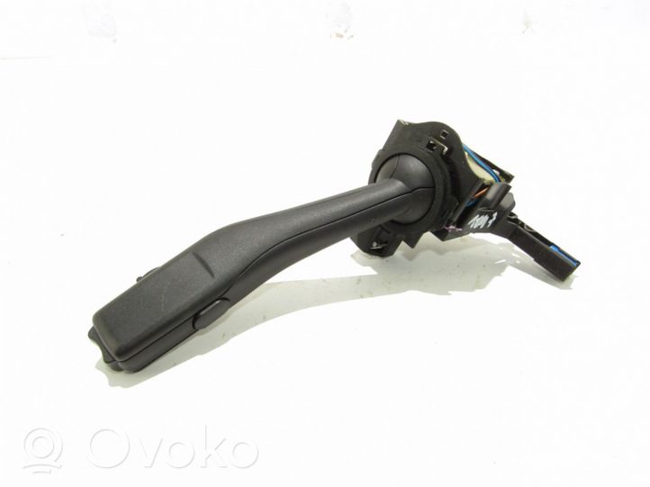 Volkswagen Touran I Wiper switch 