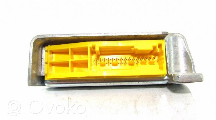 KIA Rio Airbag control unit/module 0K32B677F0