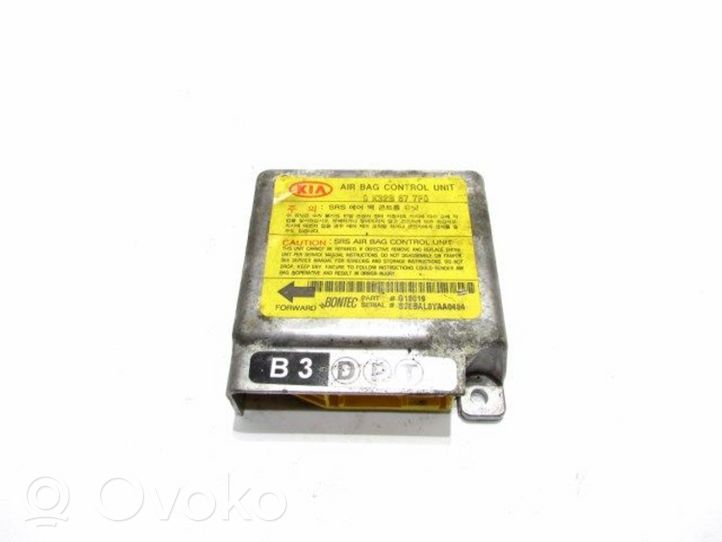 KIA Rio Calculateur moteur ECU 0K32B677F0