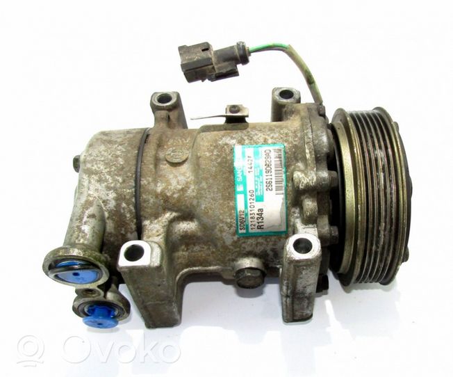 Ford Fiesta Air conditioning (A/C) compressor (pump) 