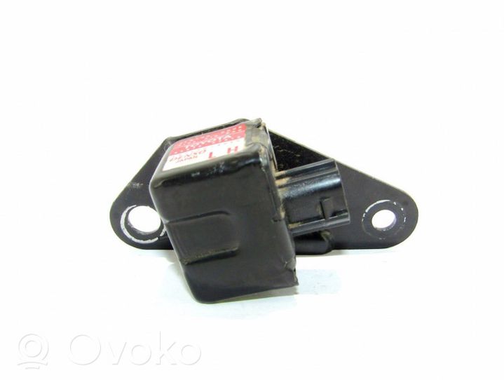 Toyota Yaris Airbagsensor Crashsensor Drucksensor 