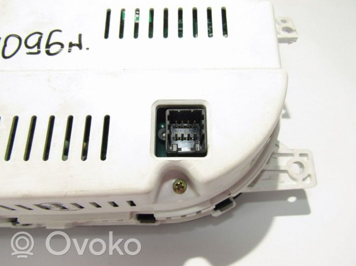 KIA Opirus Compteur de vitesse tableau de bord 