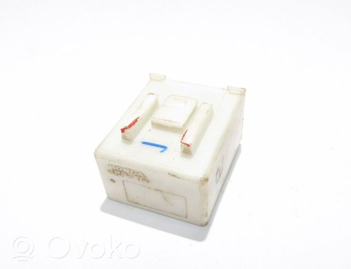 Honda CR-V Window wiper relay 