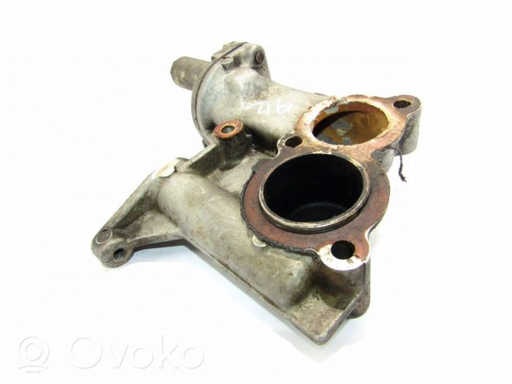 Mazda 626 Boîtier de thermostat 