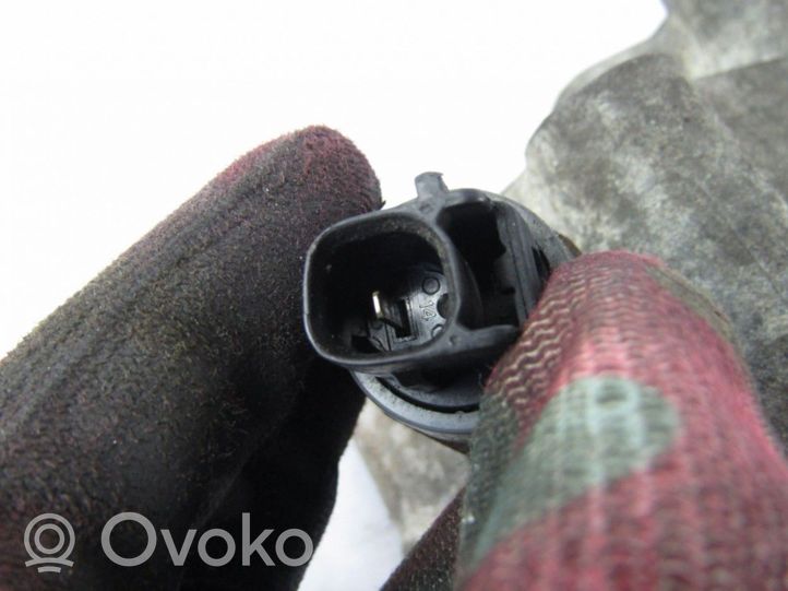 Toyota RAV 4 (XA20) Oil filter mounting bracket 