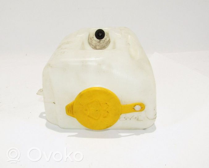 Opel Tigra B Windshield washer fluid reservoir/tank 