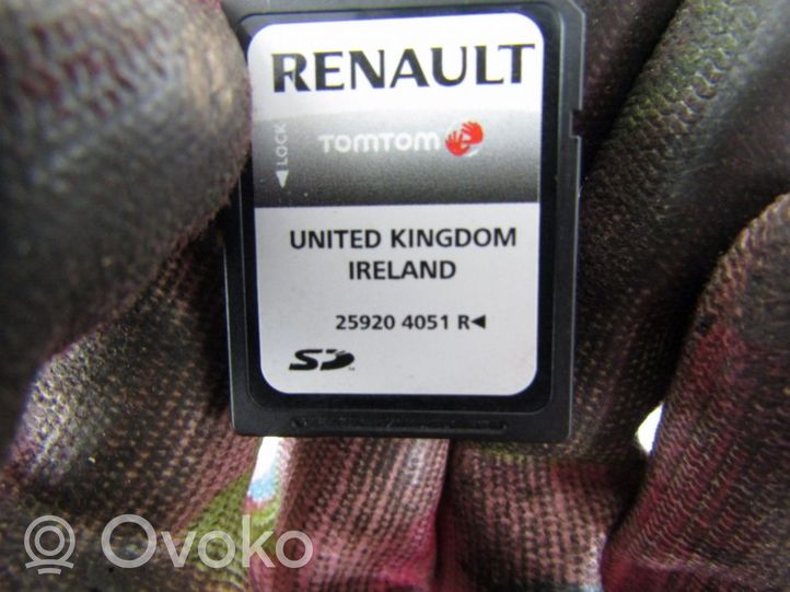 Renault Trafic II (X83) Unité / module navigation GPS 