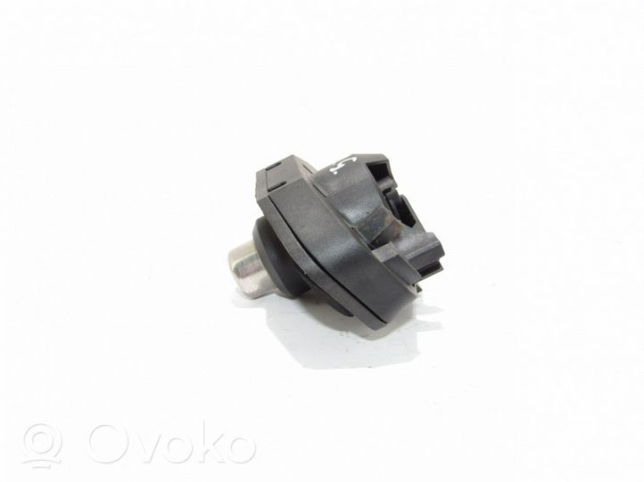 BMW 7 F01 F02 F03 F04 Serratura portiera di carico 