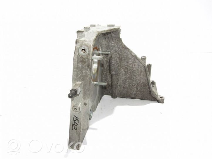 Opel Astra J Fuel pump bracket 