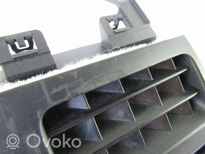 Volkswagen Touran I Dash center air vent grill 