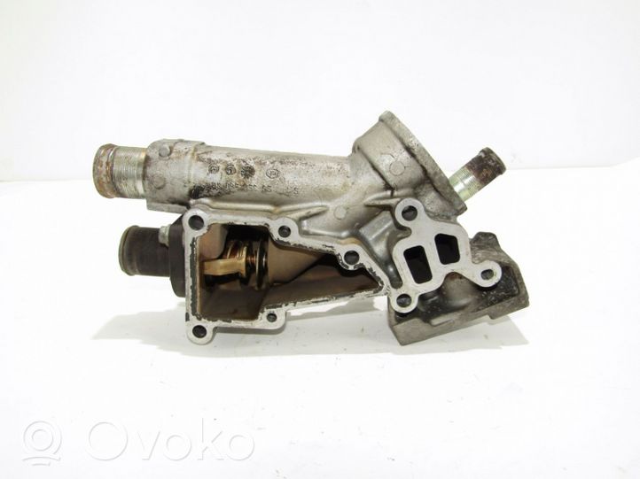 Citroen Xsara Picasso Boîtier de thermostat 