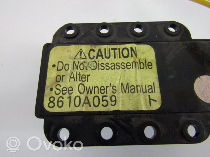 Mitsubishi Pajero Passenger airbag on/off switch 