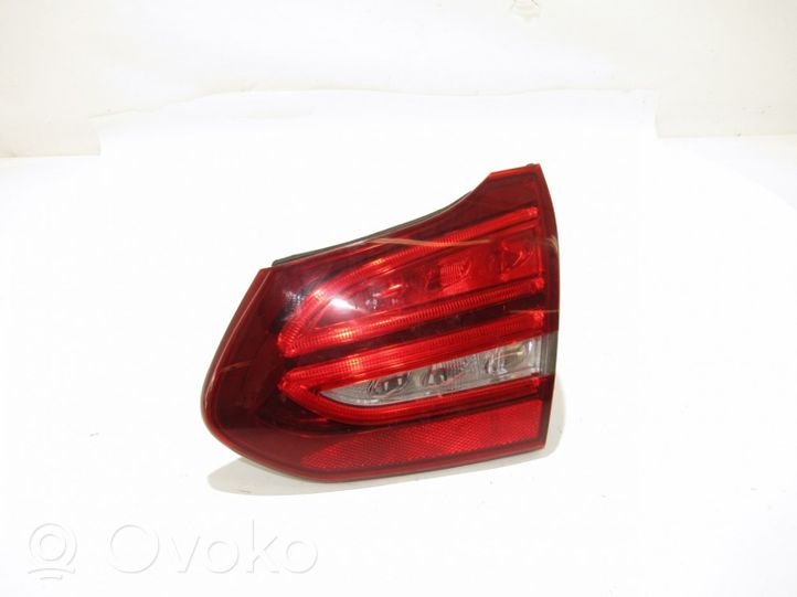 Mercedes-Benz C W205 Lampy tylnej klapy bagażnika 