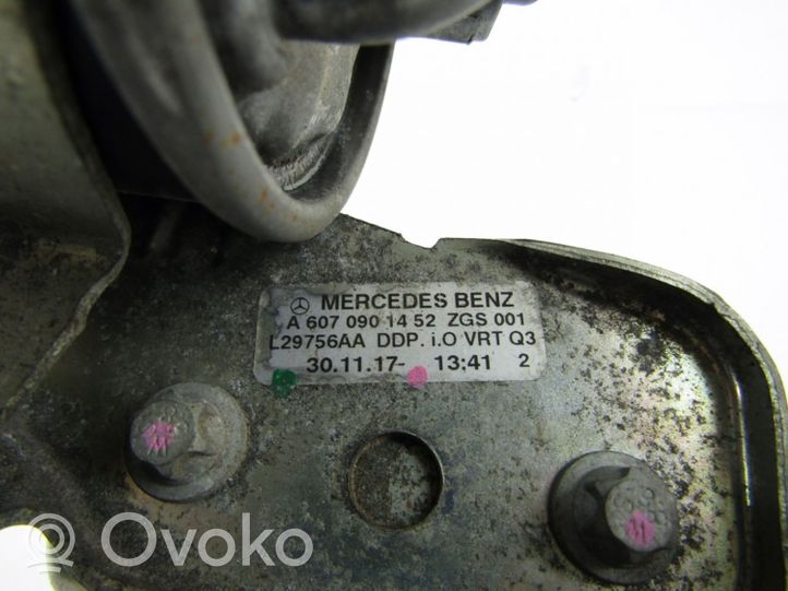 Mercedes-Benz A W176 Boîtier de filtre à carburant 