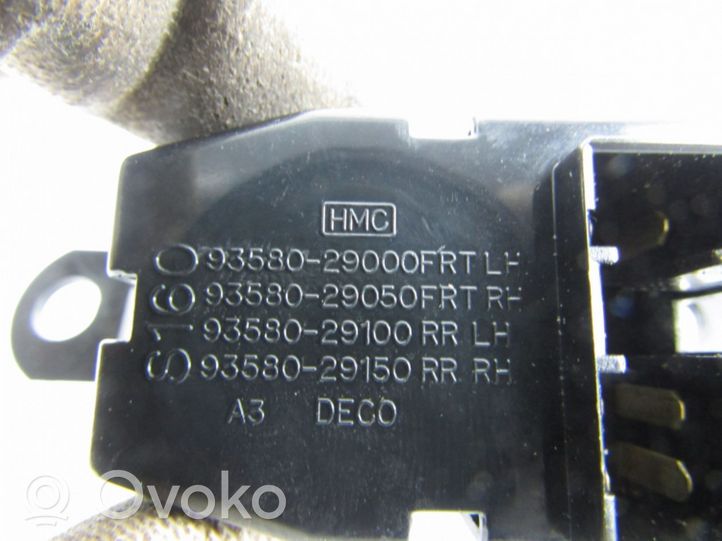 Hyundai Elantra Electric window control switch 