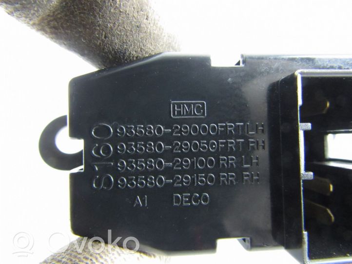 Hyundai Elantra Electric window control switch 