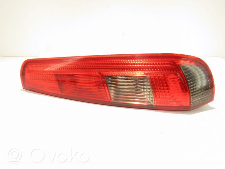 Ford Fiesta Lampa tylna 