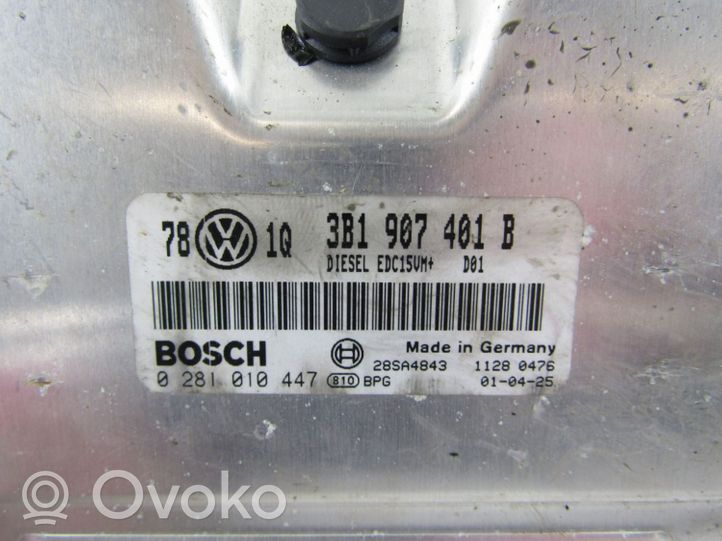 Volkswagen PASSAT B5.5 Moottorin ohjainlaite/moduuli 