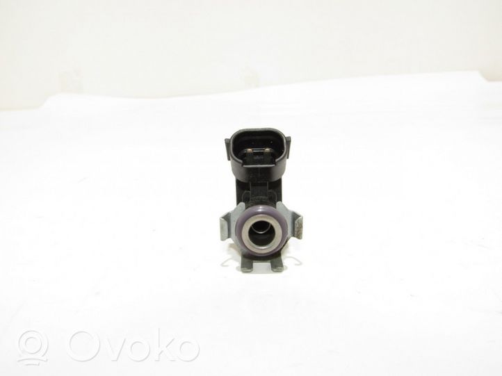 Skoda Fabia Mk3 (NJ) Fuel injector 