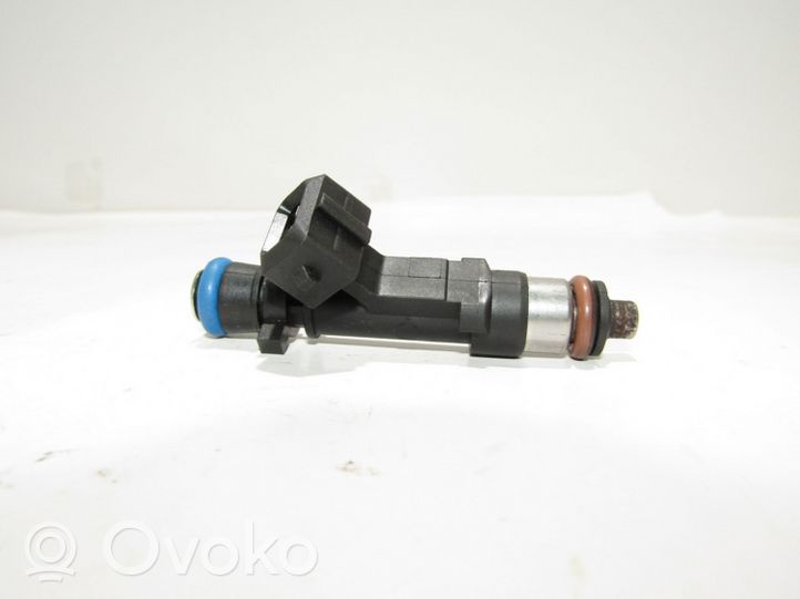 Opel Zafira C Injecteur de carburant 