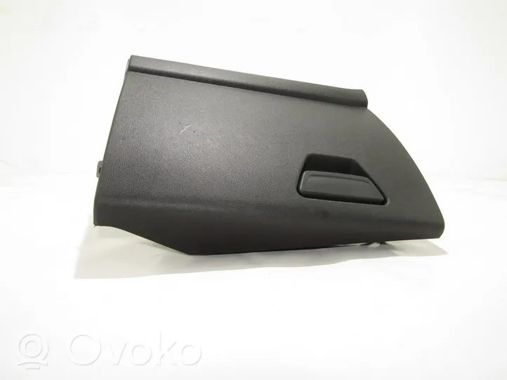 Ford Kuga II Glove box 