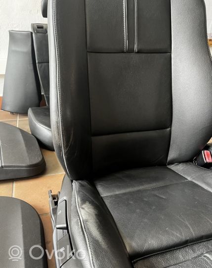 BMW X3 E83 Sėdynių / durų apdailų komplektas 