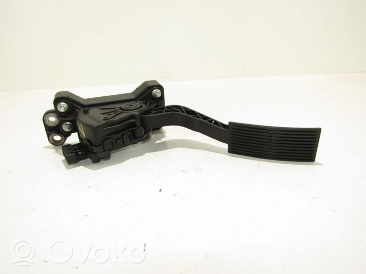 Nissan Navara D40 Accelerator throttle pedal 