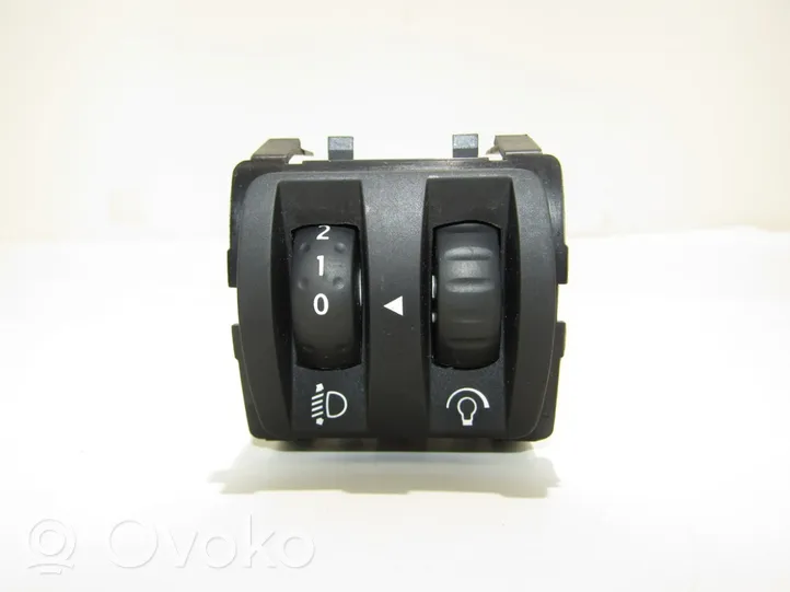 Renault Captur Headlight level height control switch 