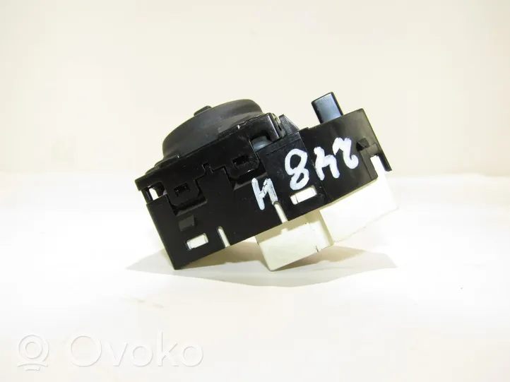 Hyundai ix20 Wing mirror switch 