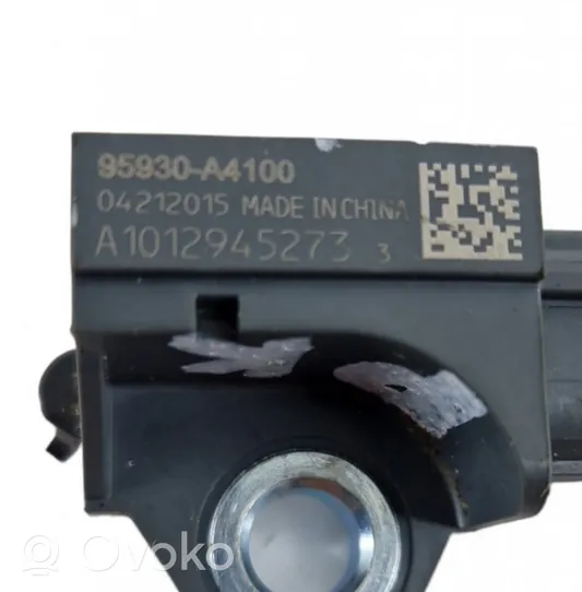 KIA Carens III Airbagsensor Crashsensor Drucksensor 