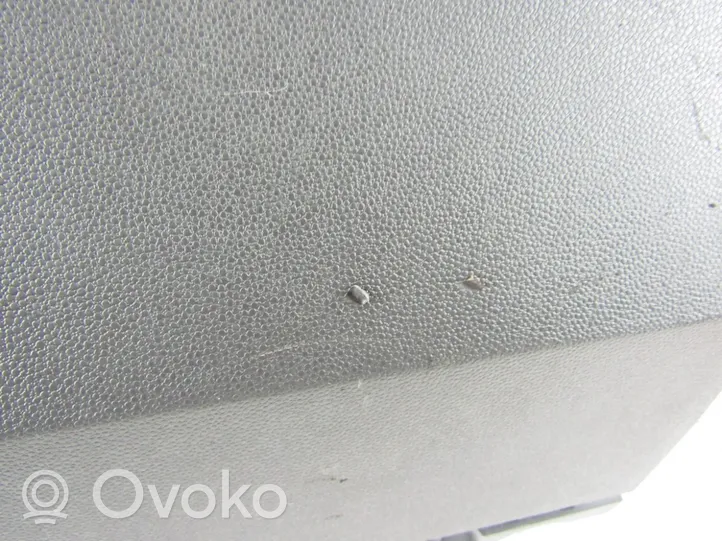 Opel Zafira B Glove box 