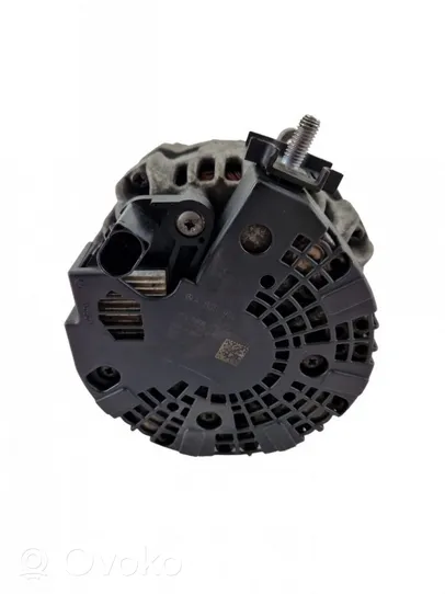 Mercedes-Benz A W176 Alternador 