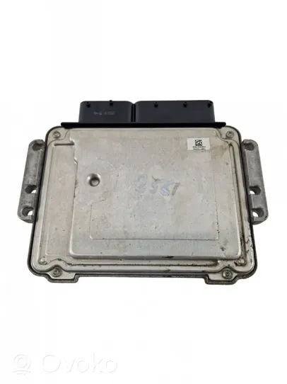 Hyundai i30 Sterownik / Moduł ECU 