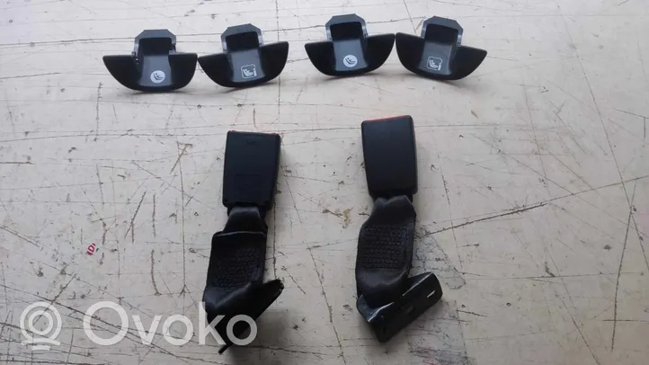 Opel Mokka Set di rivestimento sedili e portiere 