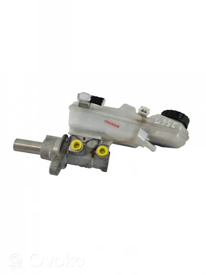 Toyota Auris 150 Master brake cylinder 