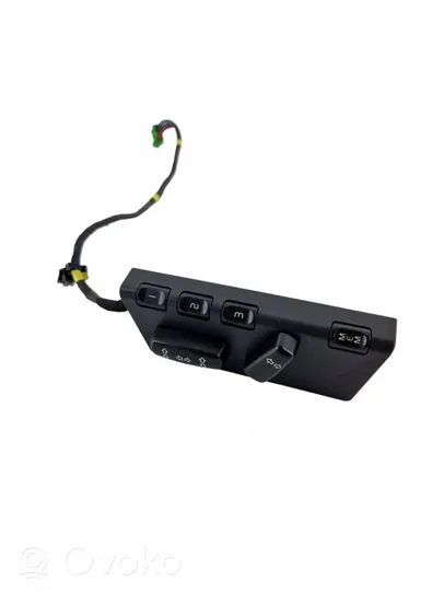 Volvo XC90 Seat control switch 