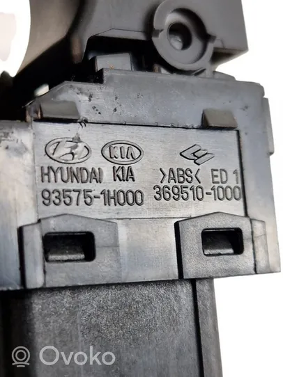 Hyundai ix20 Electric window control switch 