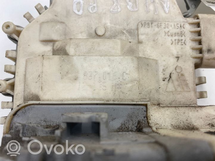 Audi A4 S4 B8 8K Etuoven lukko 8J1837016C