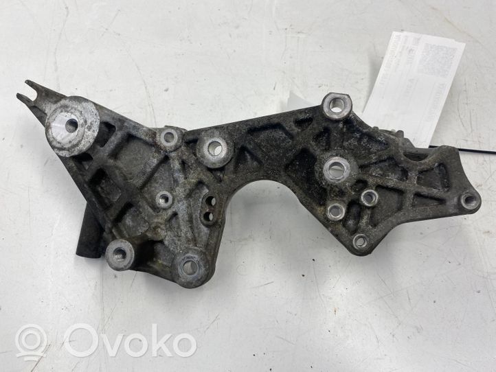 Audi A5 8T 8F Support pompe injection à carburant 059130147P