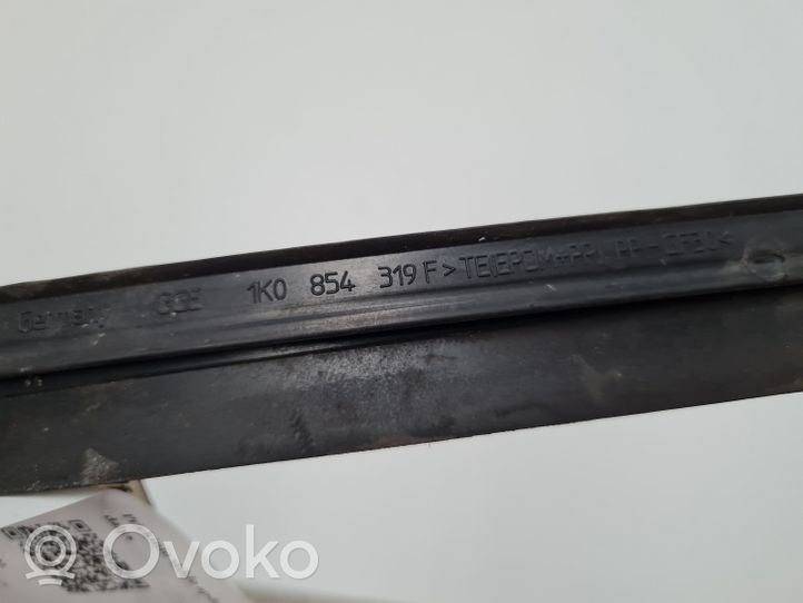 Volkswagen Golf V Vējstikla dekoratīvā apdare 1K0854319F