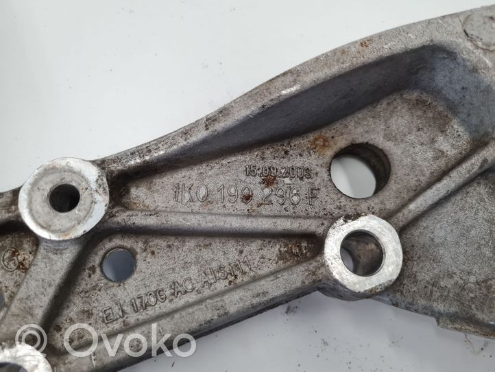 Volkswagen Jetta V Front lower control arm/wishbone 1K0199296F