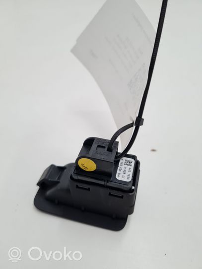 Audi A4 S4 B9 Tailgate opening switch 4M0959831A