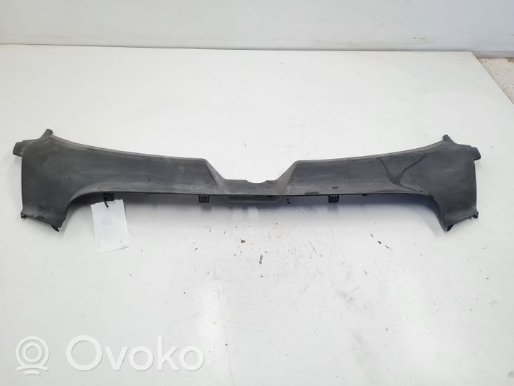 Audi A6 S6 C6 4F Radiatoru paneļa augšējā daļa (televizors) 4F0807081