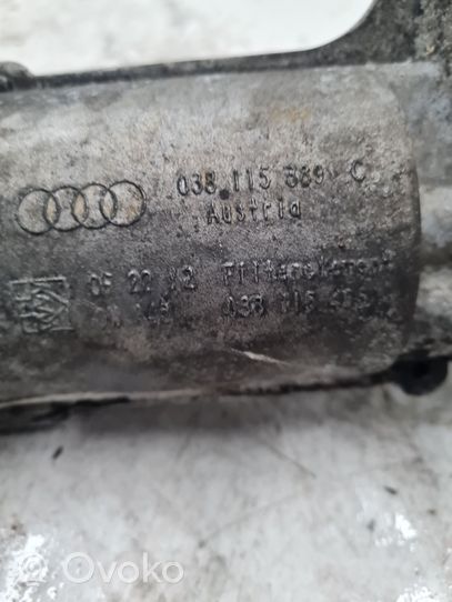 Audi A4 S4 B6 8E 8H Radiatore dell’olio del motore 038115389C