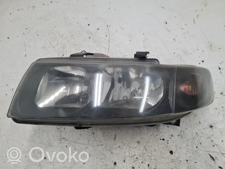 Seat Leon (1M) Lampa przednia 