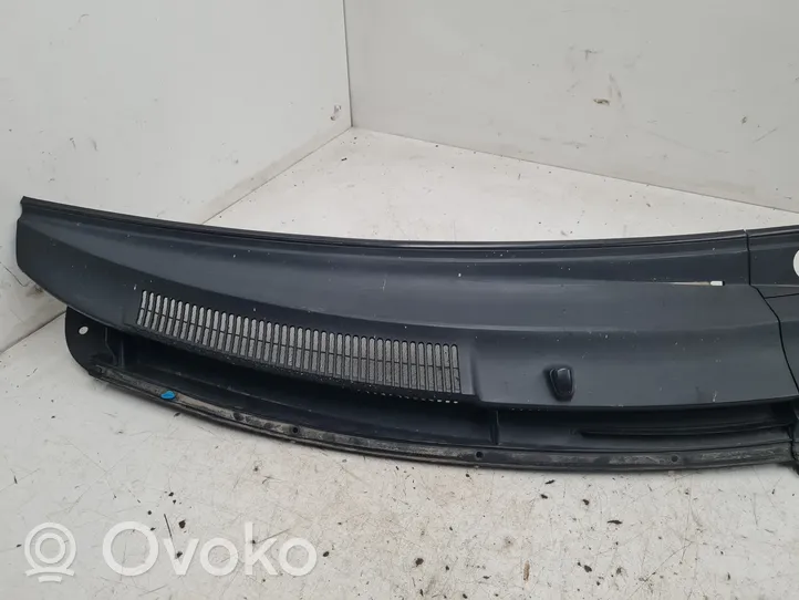 Toyota Yaris Garniture d'essuie-glace 557810D110