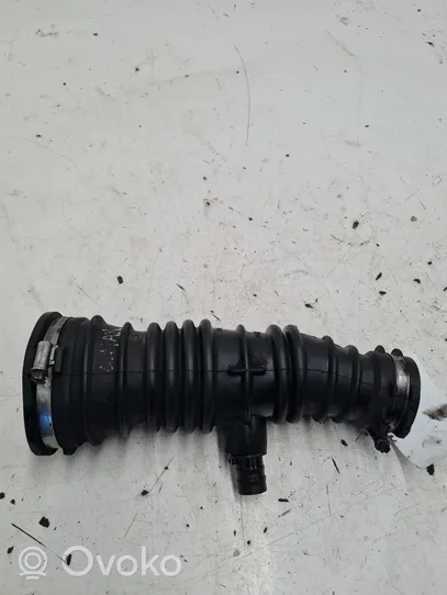 Ford C-MAX I Tube d'admission d'air 3M519A673M