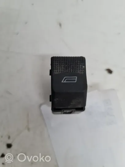 Audi A4 S4 B5 8D Interruptor del elevalunas eléctrico 4D09598550