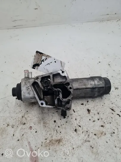 Audi A4 S4 B5 8D Halterung Ölfilter / Ölkühler 038115389B