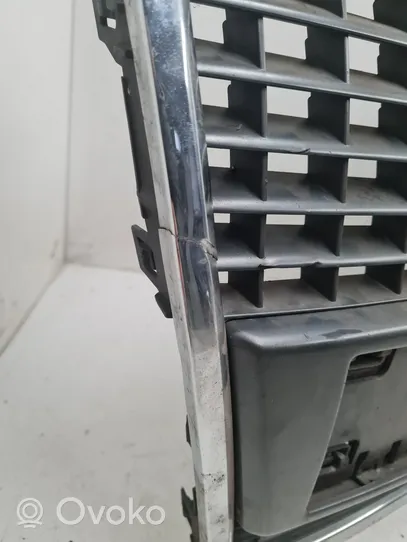 Audi A6 S6 C6 4F Grille calandre supérieure de pare-chocs avant 